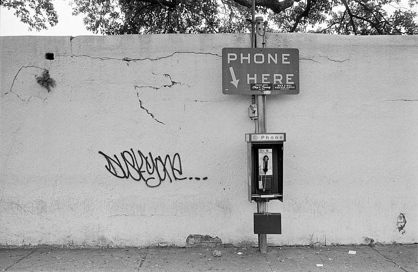 La Nouvelle-Orléans - Cabine téléphonique par Raoul Suermondt