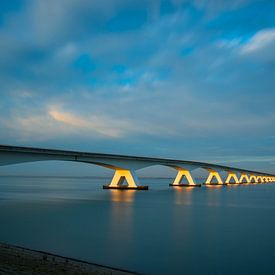 Die schöne Zeelandbrücke von Mariska Brouwenstijn