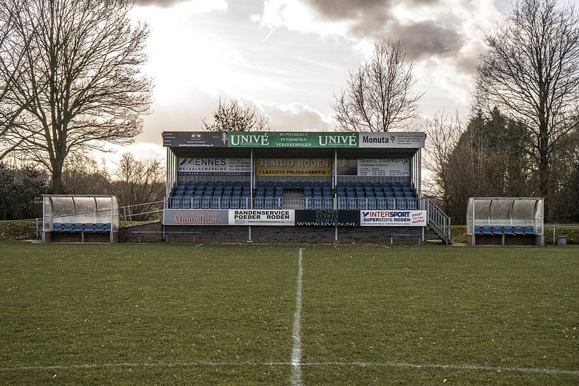 Tribune Nieuw Roden van Over de Bal