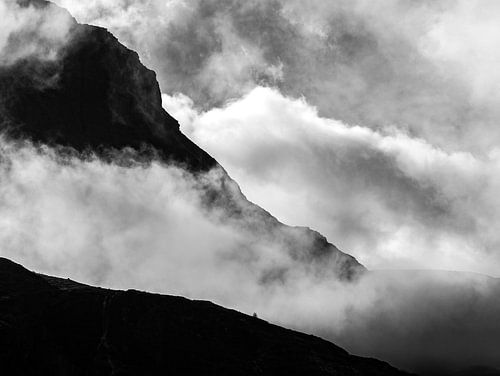 Montagnes mystiques en Norvège
