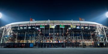 Avondfoto van Feyenoord stadion De Kuip