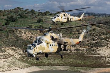 Cypriotische Luchtmacht Mi-35P Hind van Dirk Jan de Ridder - Ridder Aero Media