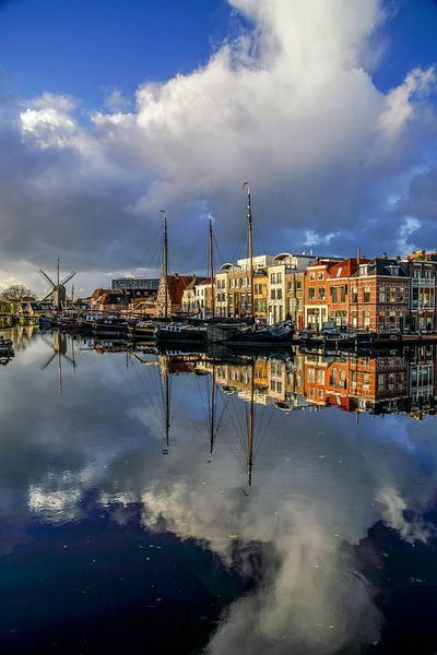 Galgewater Leiden met spiegeling van Dirk van Egmond
