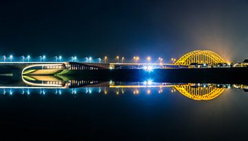 Waalbrug en verlengde waalbrug van Robert van Grinsven