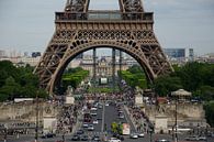 De voeten van de Eiffeltoren van Sean Vos thumbnail