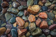 Kleurrijke stenen van Edwin Mooijaart thumbnail