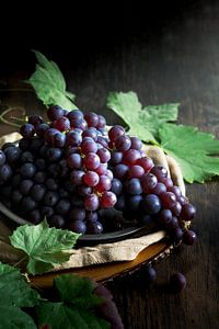 Raisins violets sur Emerald Food Photography