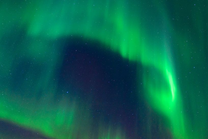 Noorderlicht in de nachtelijke hemel boven de Lofoten, Noorwegen van Sjoerd van der Wal Fotografie