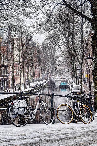 Amsterdam Winter Oudezijds Achterburgwal van Hendrik-Jan Kornelis