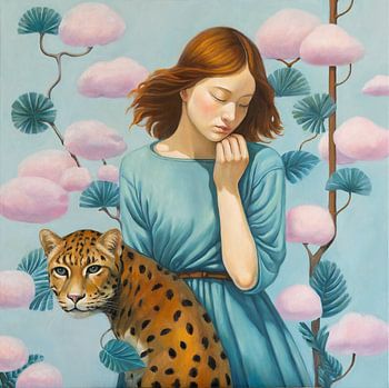 Meisje met luipaard en pluizige marshmallow wolken