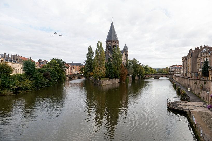 Temple Neuf Metz by Richard Wareham