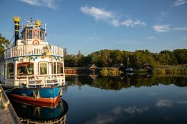 Vormittag in Prerow, Darß , Deutschland von Adelheid Smitt