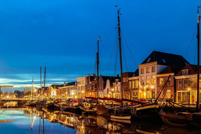 De oude haven in Zwolle van Martin Bergsma