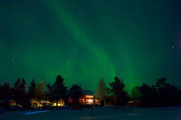 Noorderlicht in Lapland van Arnold van Rooij