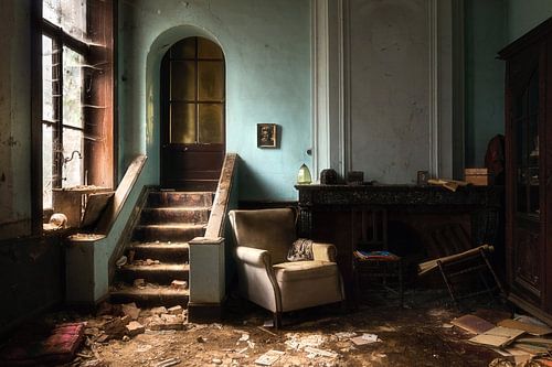 Bureau dans une ferme abandonnée.