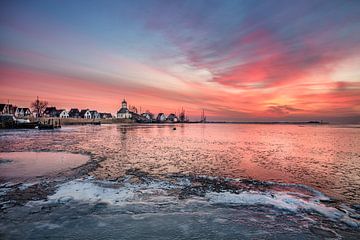 Het dorp Durgerdam bij zonsopkomst in de winter van Frans Lemmens