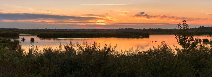 Panorama zonsondergang Onlanden van Marga Vroom