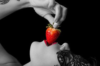 Strawberry dipping
