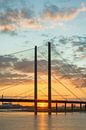 Rheinkniebrücke Düsseldorf bij zonsondergang van Michael Valjak thumbnail