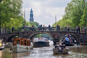 Vaartocht over de Amsterdamse grachten van Anouschka Hendriks