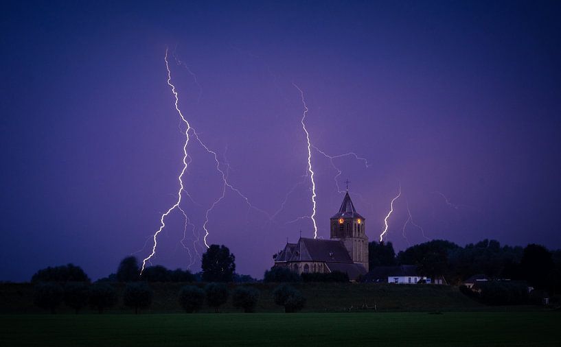 Clap of lightning by LiemersLandschap