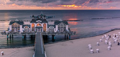 Panorama du lever du soleil Sellin Pier, Rügen, Allemagne