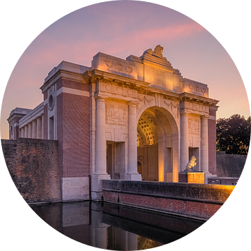 Zonsondergang bij de Menenpoort, Ieper