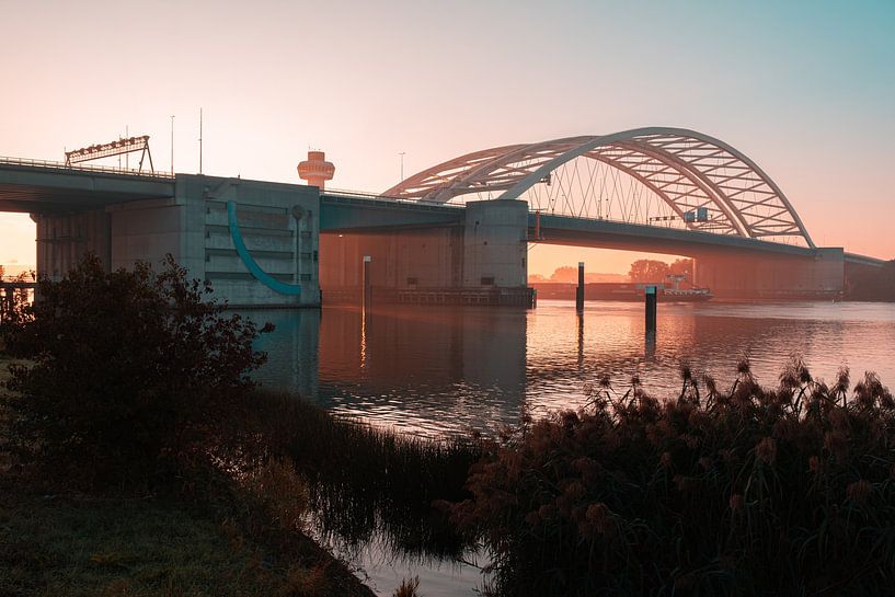 Van Brienenoord Sunrise by Nuance Beeld