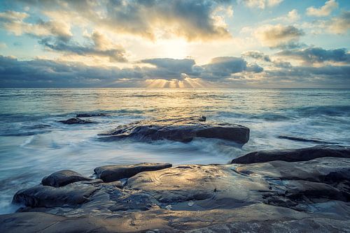 Goddelijk zonlicht zonsondergang - La Jolla