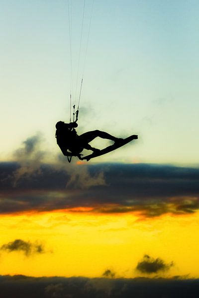 Kiter im Sonnenuntergang von Maartje Hustinx-van Lanen