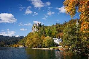 Bleder See und Burg von Bled im Herbst