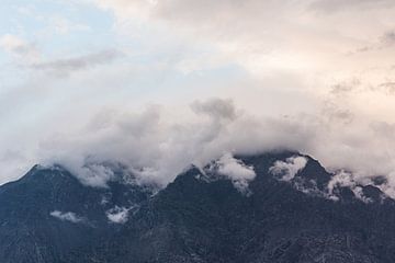 Karakoram gebergte in de wolken van Photolovers reisfotografie