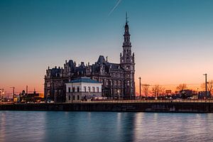 Loodswezen Antwerpen - Sonnenuntergang am Bonapartedok