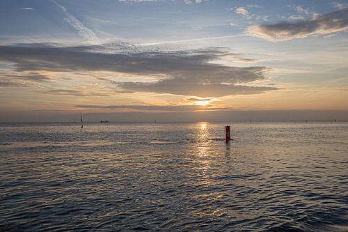 Zicht op de Oosterschelde in de morgen