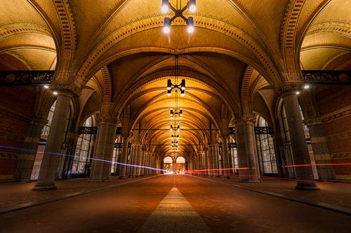 Unter dem Rijksmuseum in Amsterdam von Johan Honders