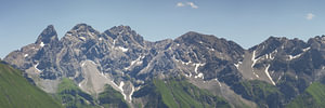 Bergsilhouetten und Schneefelder – Das Herz der Allgäuer Alpen