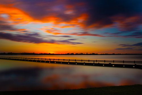 Zonsondergang bij de Loosdrechtse plassen