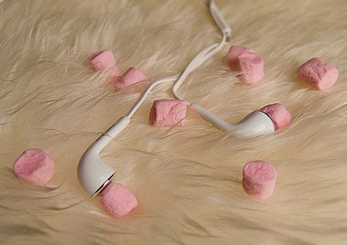 # Objects with a twist 2