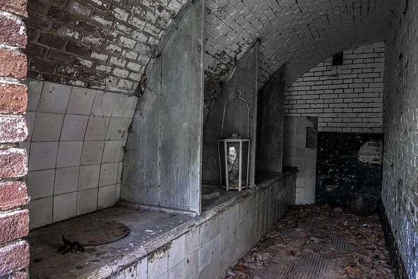 Toilets by Ans Bastiaanssen