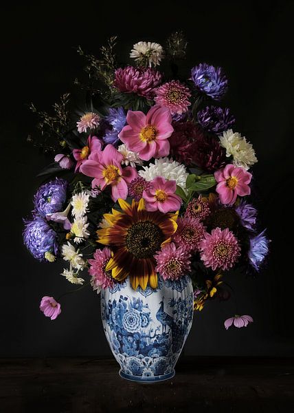 Vaas met bloemen van KunstKartel