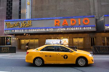 Radio City Music Hall New York by Arno Wolsink