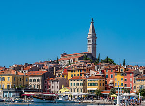 Blick auf die Stadt Rovinj in Kroatien an der Adria
