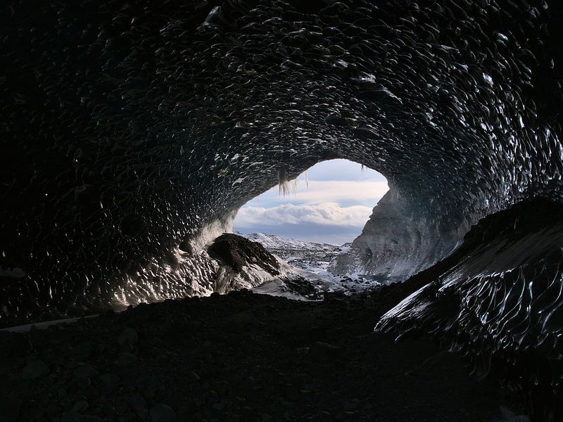 Entrée de la grotte de glace &quot;Saphir&quot;. par Timon Schneider