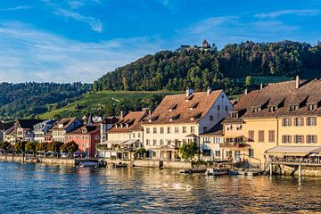 Stein am Rhein avec la vieille ville et le château de Hohenklingen