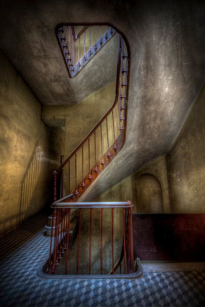 Urbex Trappenhuis in Kasteel von Henny Reumerman