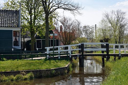 Schattige bruggen