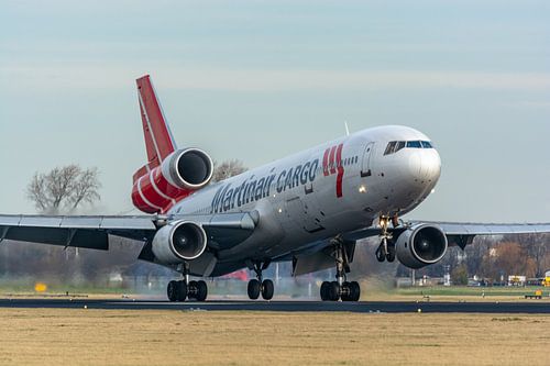 Eine MD-11 von Martinair Cargo landet auf der Polderbaan!
