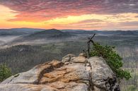 Sonnenaufgang in der Sächsischen Schweiz van Michael Valjak thumbnail