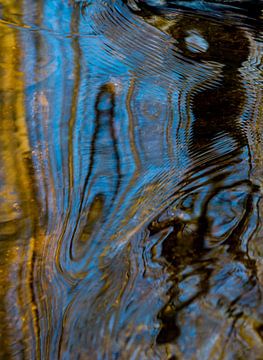 abstract water van Arjan Keers