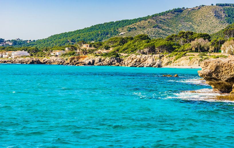 Kustlijn in Cala Rajada op Mallorca, Spanje Balearen van Alex Winter